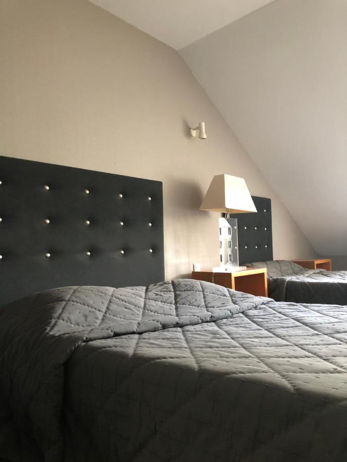 Les Quatre Vents Hotel Muizon ภายนอก รูปภาพ